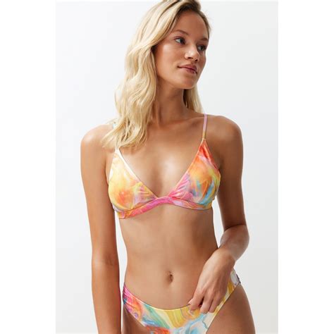 Trendyol Abstract Pattern Triangle Bikini Top