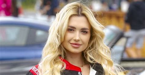 Wersow w skąpym bikini Influencerka rozpaliła zmysły fanów Hot FOTO Gwiazdy MAXX News