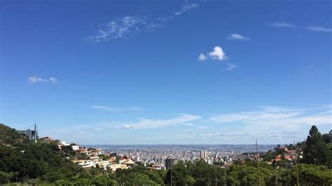 Ap S Recorde De Frio No Fim De Semana Belo Horizonte Segue Baixas