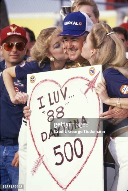 61 Bobby Allison 1988 Photos & High Res Pictures - Getty Images