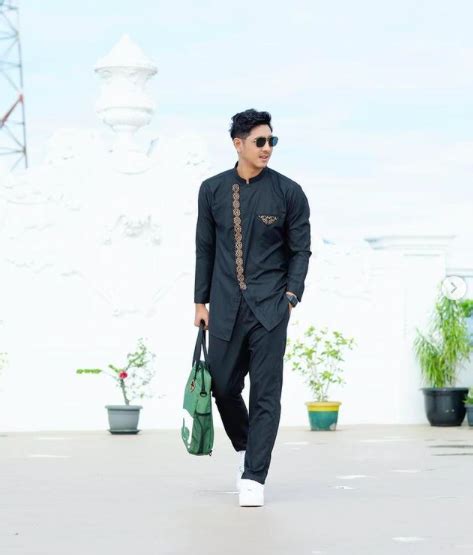 Bisa Jadi Inspirasi Lebaran Ini 5 Potret Menawan Artis Saat Pakai Baju