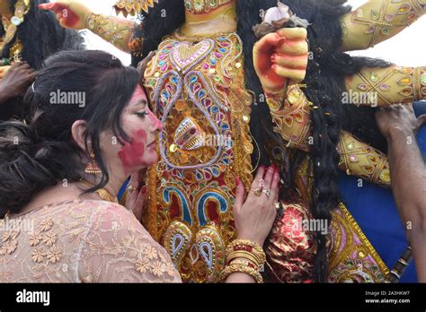 Kolkata India 08th Oct 2019 Durga Idol Immersion Ceremony After The