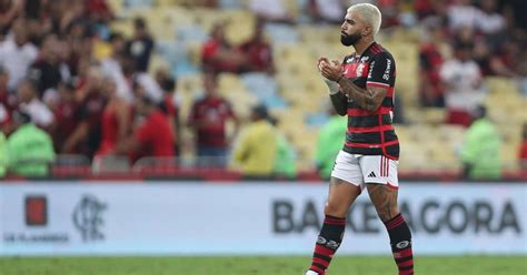 Gabigol garante que fica no Flamengo até dezembro