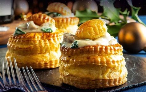 Starter: Bouchée à la Reine (Vol-au-vents!) - appetite magazine