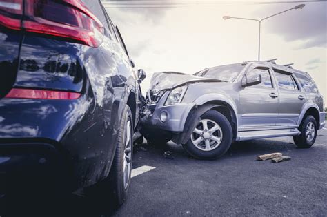 Should You File A Lawsuit After A Car Accident Dash Injury Law Firm