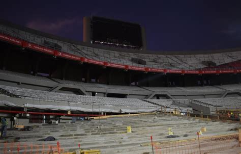 Cambios En El Monumental Comenzaron A Remover Las Butacas De La S Vori