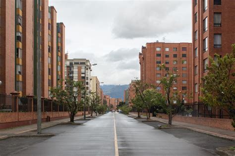 Galería De Ciudad Isla Los Conjuntos Cerrados De Vivienda Y Su