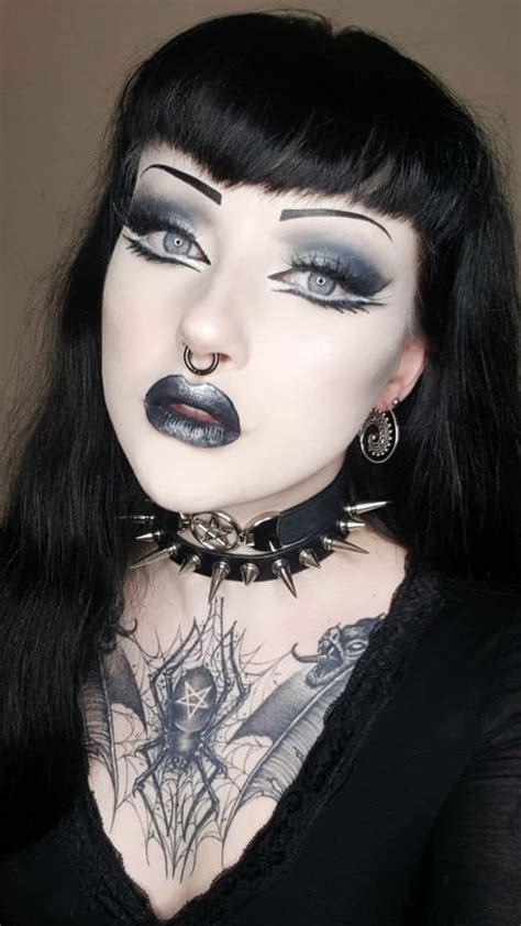 Pin By Spiro Sousanis On Mera Luna Goth Women Goth Beauty Goth Glam