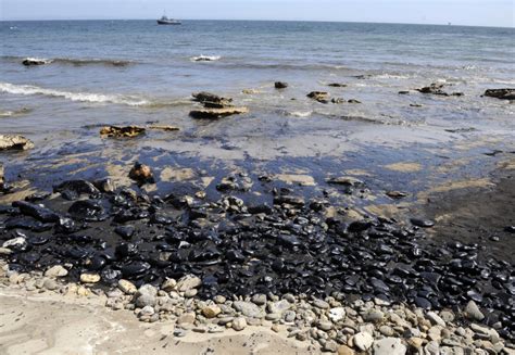 Big Oil Spill Along Refugio Coast