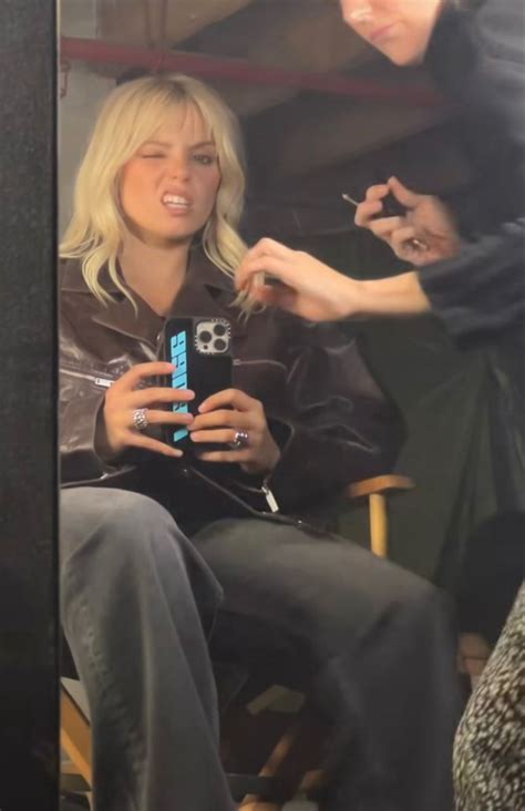 reneé rapp Blonde wife Renee Woman crush everyday