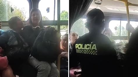 Un Mujer No Se Quiso Quedar Parada En El Colectivo Y Se Sentó Arriba De