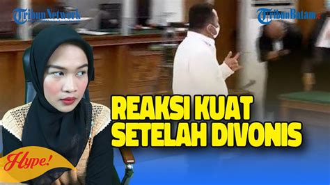 Kuat Maruf Berikan Gestur Metal Ke Arah Jpu Usai Divonis Tahun