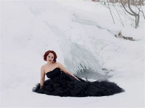 Arsch Naked SonyaFisher Germanbabe