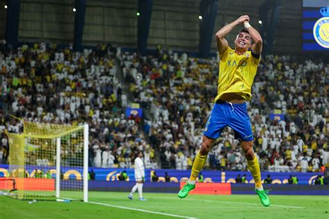 Cr Fez Mais Gols Na Ar Bia Que Neymar Benzema Man E Firmino Juntos