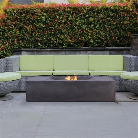 Moderne Fire Table Set - Natural Gas - BUM Outdoor Furniture Canada