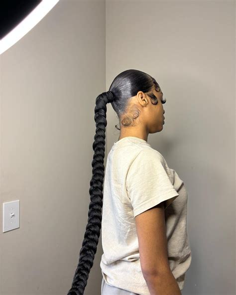 Elegant Styling With The Professional Think Silk Ponytail - Ruka Hair