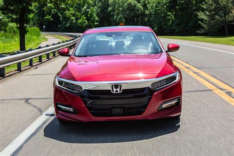 The 2018 Honda Accord Hybrid makes getting great fuel economy easy - CNET