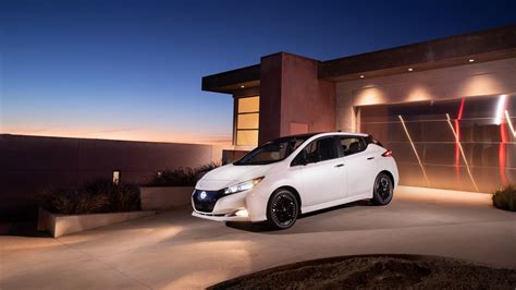 Nissan Leaf Only New Ev With Chademo Returns Unchanged Fuel