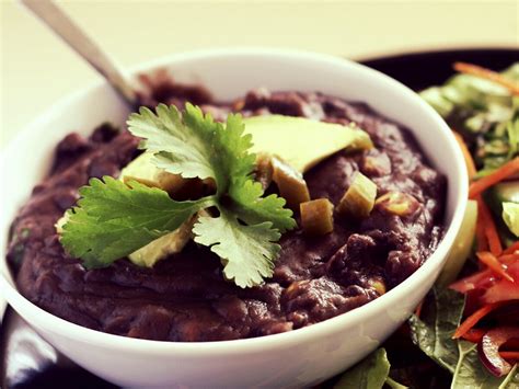 Frijoles Negros Refritos Receta Facil De La Cocina Mexicana