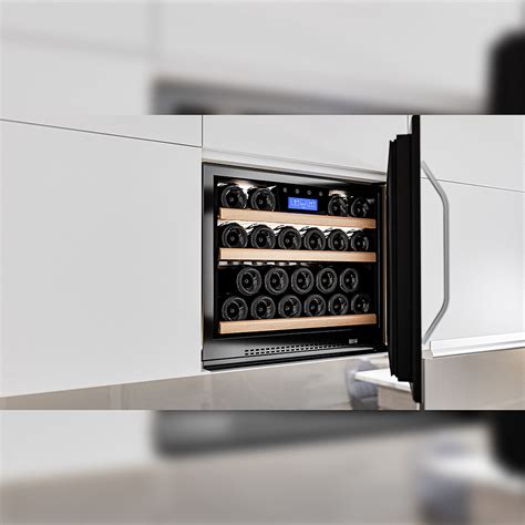 Встраиваемый винный шкаф на 22 бутылки Meyvel MV22-KSB1 стальной в ...