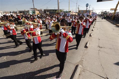 Buscan Voluntarios Para El Gran Desfile Del Aniversario De