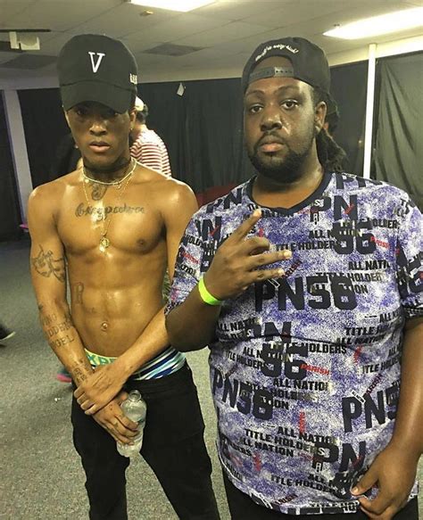 Tall Ass Dyke R XXXTENTACION