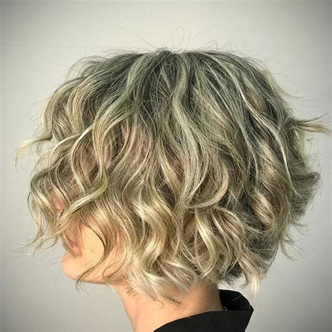 29 Verschiedene Bob Frisuren Locken Bob Frisur Bob Frisur Locken