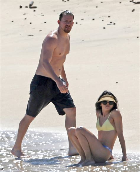 Photo Channing Tatum Et Sa Femme Jenna Dewan Profitent De La Plage Le