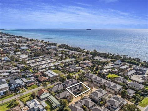 Seacombe Street Dromana Vic Property Details