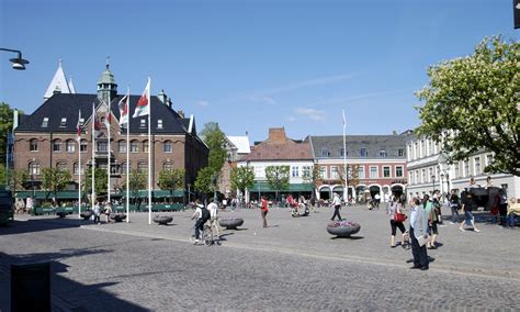 File:Stortorget lund 080508.jpg - Wikimedia Commons