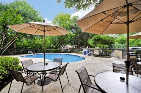 Hampton Inn Austin-North @ I-35 & Hwy 183, 7619 N Interstate 35, Austin ...