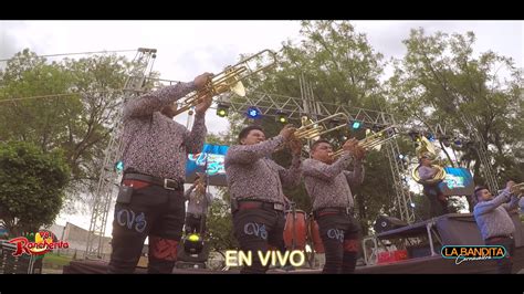 QUE BUENOS SONES PARA BAILAR POPURRÍ SERRANO BANDA VIENTOS DEL