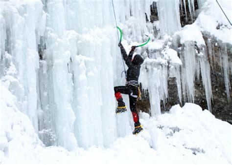 21 Unique Michigan Winter Activities: Sled the Dunes, Visit Frozen ...