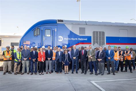 MTA Unveils New Modern Metro-North Locomotives - Railpace Newsmagazine