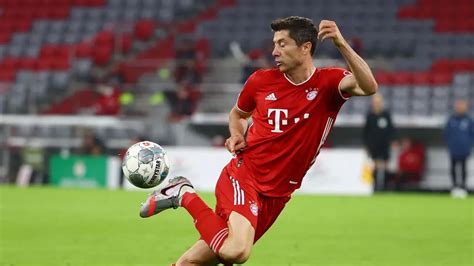 Robert Lewandowski rompió su contrato con Huawei acusada de apoyar a