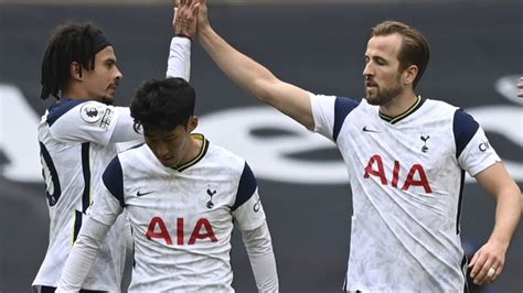 Kane Helps Tame Wolves And Boost Spurs European Chances Football