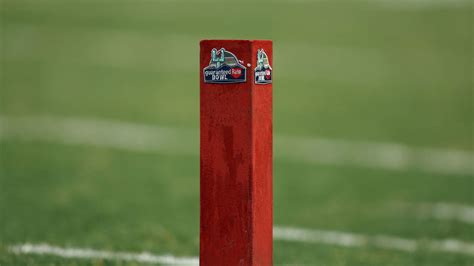 Report 49ers Are Unhappy With Their Practice Field Ahead Of The Super Bowl