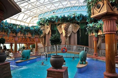 Oasis Of The Seas | Royal Caribbean: Interior Of Royal Caribbean Cruise