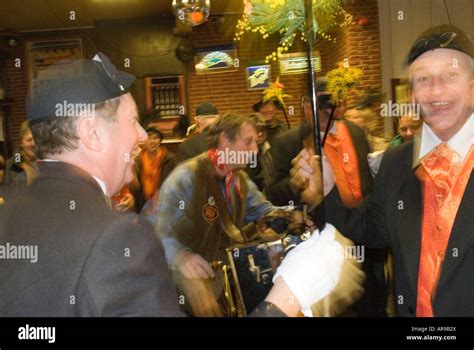 Barrel Organ Dancing Hi Res Stock Photography And Images Alamy