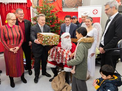 Langj Hrige Weihnachtstradition B Rgermeister Ludwig Besuchte