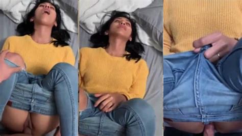 NRI Desi Teen Girl Silently Morning Sex While Hard Fuck Aagmaal