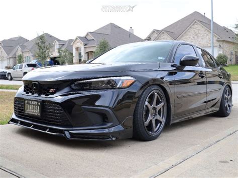 2022 Honda Civic Si With 18x8 5 Enkei T6r And Vercelli 225x40 On