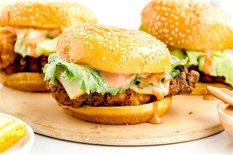 KFC Zinger Burger (Copycat KFC Hen Burger) - https://getyourrecipes.com/