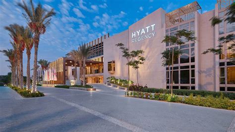 Modern Hotel Rooms & Suites Near Dream Park Giza | Hyatt Regency Cairo West