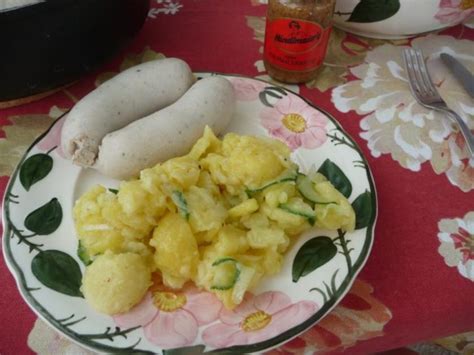 Salate Kartoffelsalat Mit Wei Wurst Rezept Kochbar De