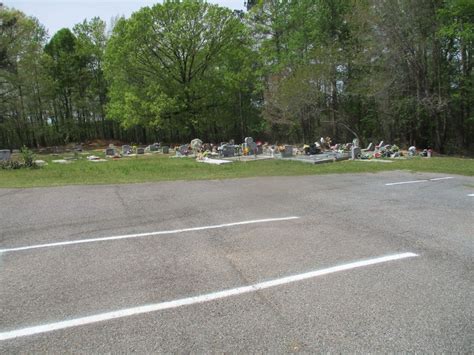 New Beulah Baptist Church Cemetery In Sparta Hancock County Usa