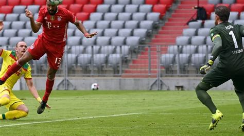 Bundesliga El Bayern Golea Al Colonia Triunfo Sólido Del Bvb