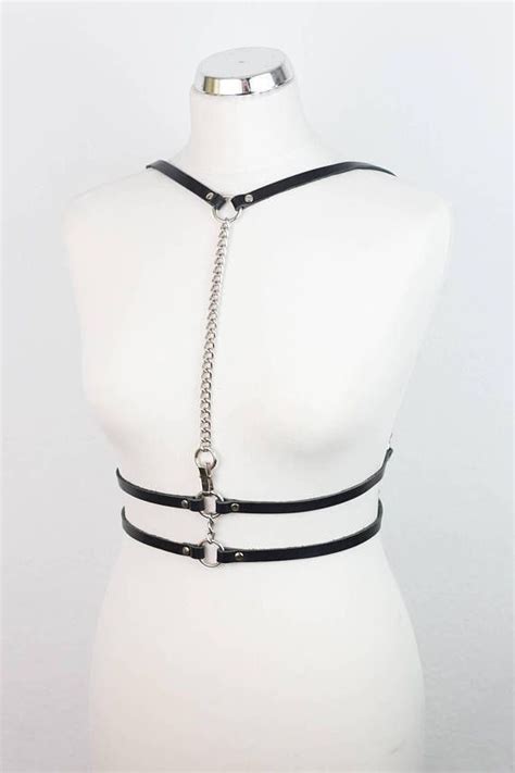 Harness Aesthetic Diy Body Harness We Wear How To Wear Body Chain