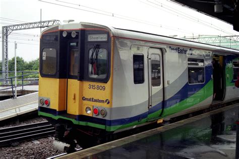 Stratford Class 315 Shenfield Bound Class 315809 At Stra Flickr