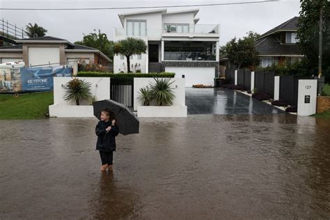 Heavy Rain Flash Flooding Forces Parts Of Sydney To Evacuate See Pics